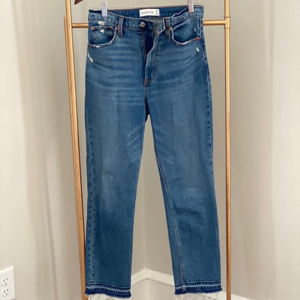 Abercrombie & Fitch ultra high rise ankle straight